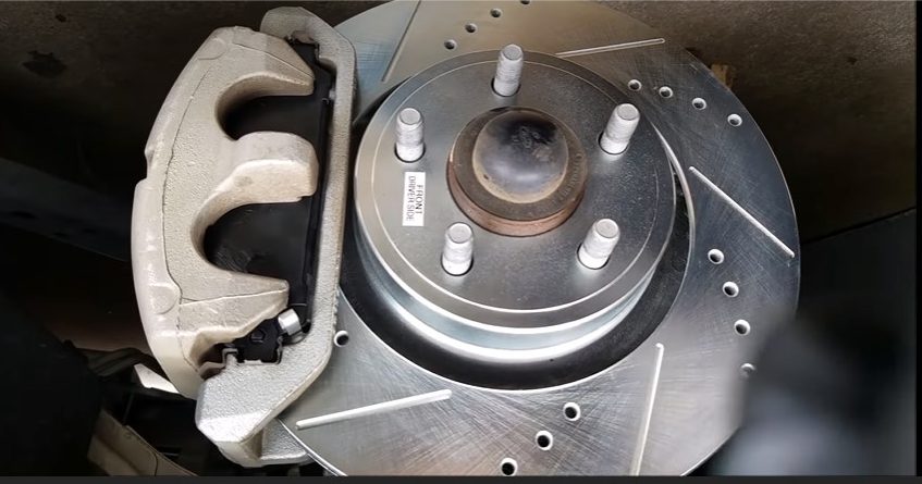 car makes grinding noise when backing up