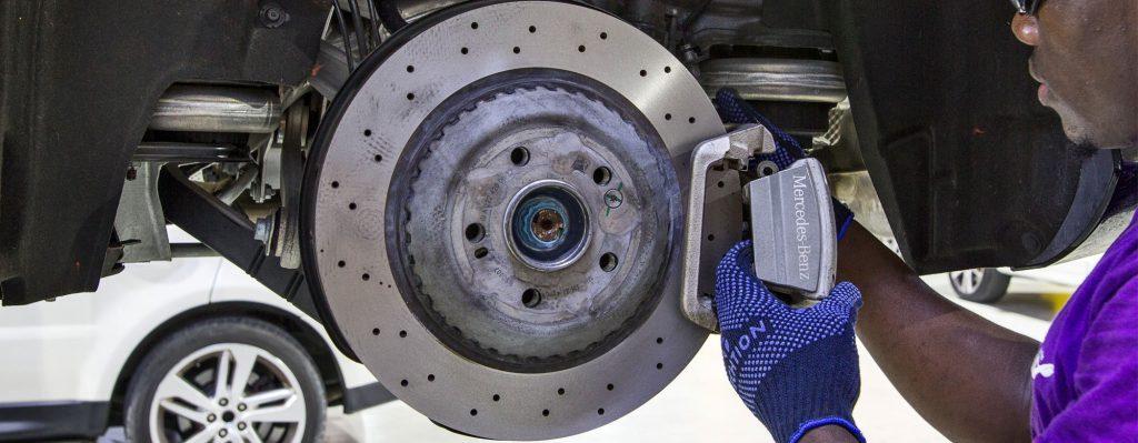 A Detailed Guide to Checking How Many Brake Pads Your Car Needs