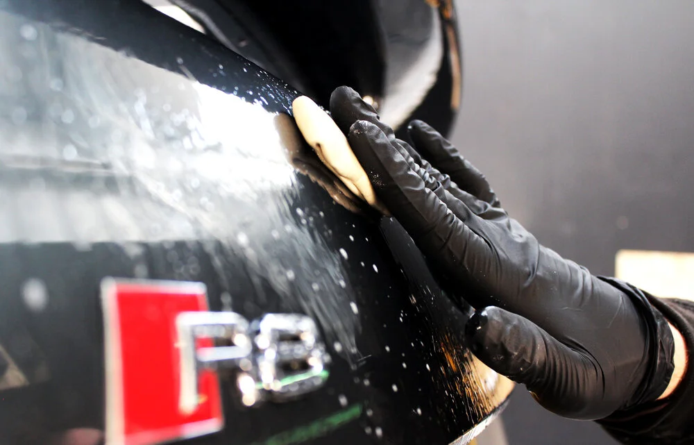 Clay Bar a Car